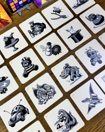 CODENAMES PICTURES 2.0